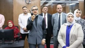 محافظ الوادي الجديد تتابع انتظام مبادرات تخفيض أسعار السلع الغذائية