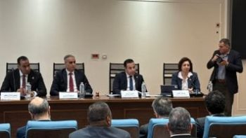 مطالب برلمانية بضبط أسعار الهواتف ودعم المنتج المحلى