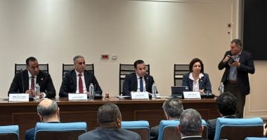 مطالب برلمانية بضبط أسعار الهواتف ودعم المنتج المحلى