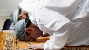 موعد أذان العصر.. مواقيت الصلاة اليوم الأربعاء 13 مايو 2026 بالقاهرة والمحافظات