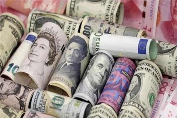 ننشر أسعار العملات الأجنبية في بداية تعاملات اليوم 8 مايو 2026