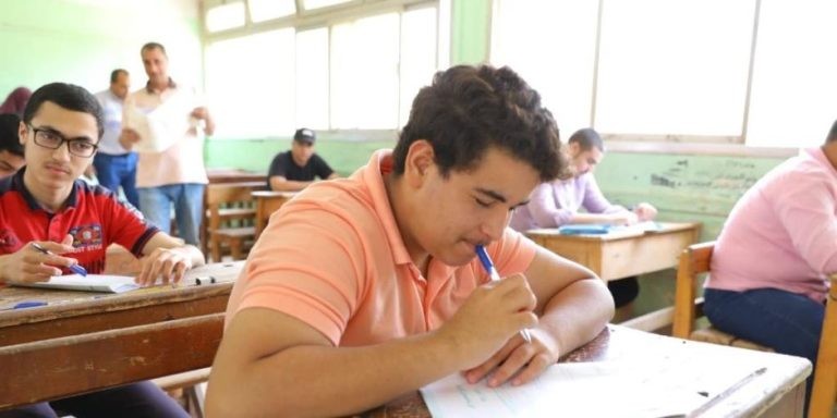 وزارة التعليم ترسل خطابات الندب للملاحظين بامتحانات الثانوية قريبا