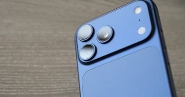 صدمة مرتقبة لعشاق آيفون.. iPhone 18 Pro قد يصل إلى 1399 دولارًا