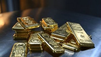 الذهب يخسر 300 جنيه للجرام في أسبوع وسط ضغوط عالمية وتوقعات بمزيد من الانخفاض