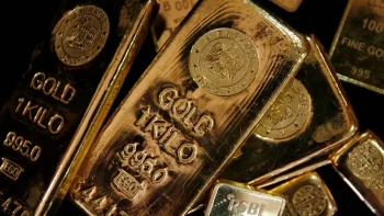 الذهب فوق 4300 دولار مجدداً بدعم توقيع اتفاق إيران