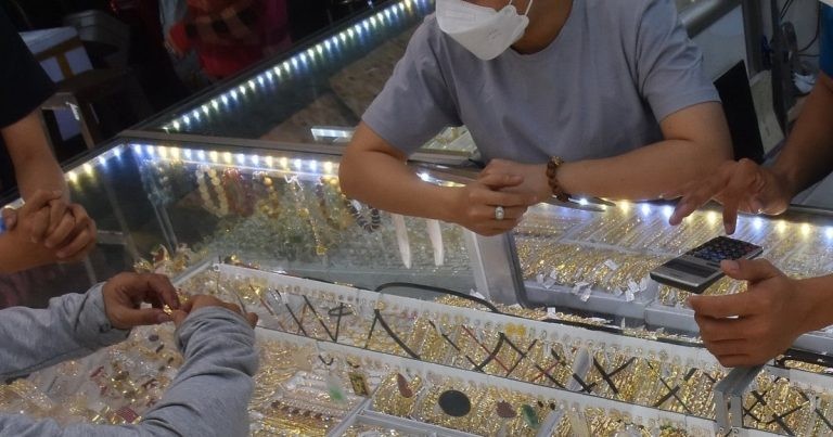 أسعار الذهب اليوم، 3 يونيو 2026: أسعار محدثة لسبائك الذهب، وخواتم الذهب الخالص، وأسعار الذهب العالمية.