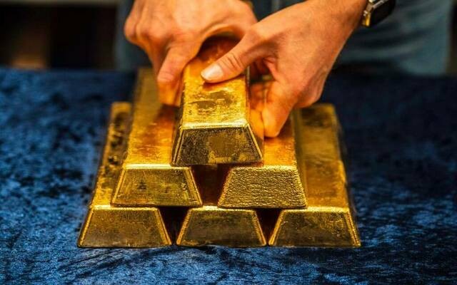 أسعار الذهب في الأسواق تهبط لأدنى مستوياتها في أكثر من شهرين