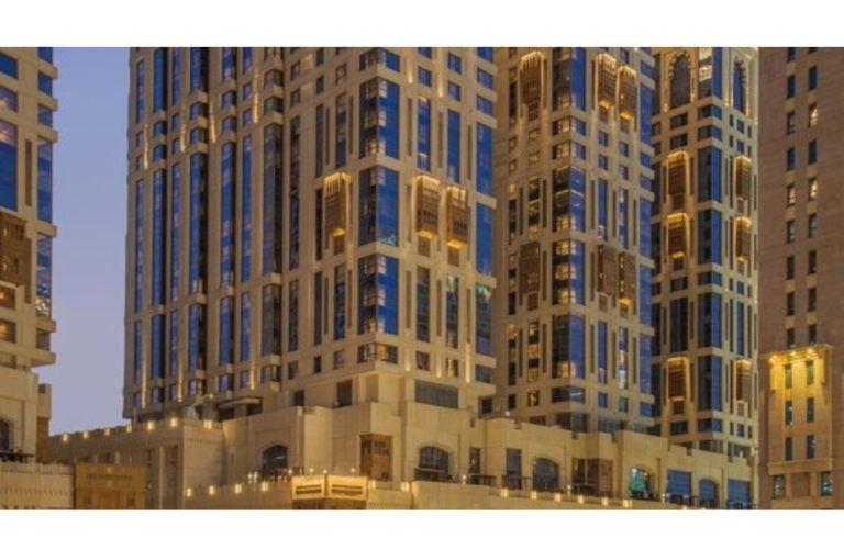 أفضل وقت لحجز فنادق مكة والمدينة بأسعار منخفضة — الدليل الشامل 2026