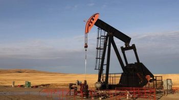 ارتفاع أسعار النفط 2% مع تجدد المواجهات في الشرق الأوسط