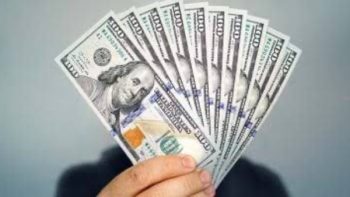 الأخضر بكام؟..سعر الدولار اليوم الثلاثاء في البنوك