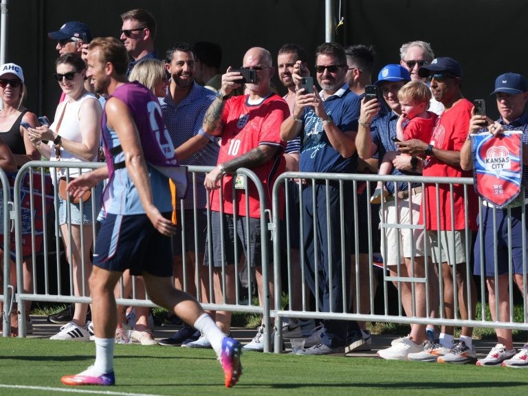 الحلم الإنجليزي.. وفاتورة لا يقدر عليها الجميع | رياضة