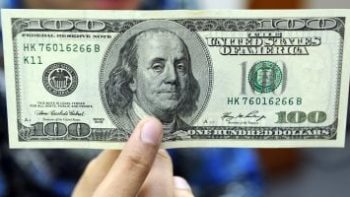 الدولار أمام الجنيه اليوم.. تعرف على أسعار الشراء والبيع بالبنوك