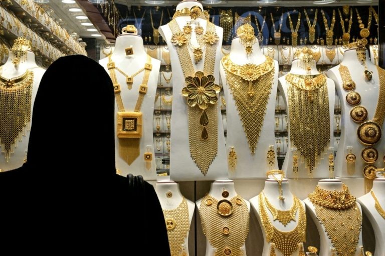 الذهب عند أقل مستوى فى 7 أشهر وسط رهانات رفع الفائدة الأميركية