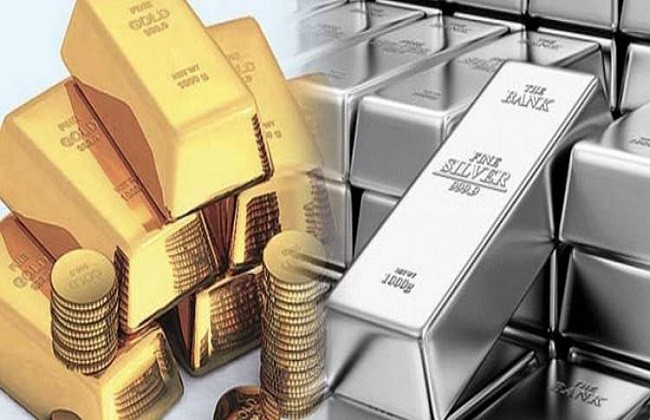 الذهب يرتفع عند التسوية.. والفضة تُسجل خسارة أسبوعية 10%