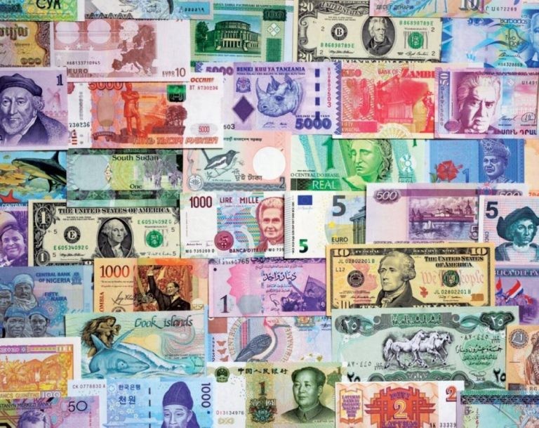 الموقف المتشدد تجاه أسعار الفائدة الأمريكية يغيّر رهانات العملات العالمية
