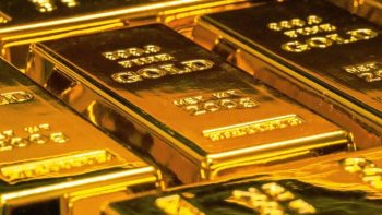 تراجع حاد في أسعار الذهب مع انسحاب المستثمرين.. والبنك المركزي الصيني يواصل الشراء