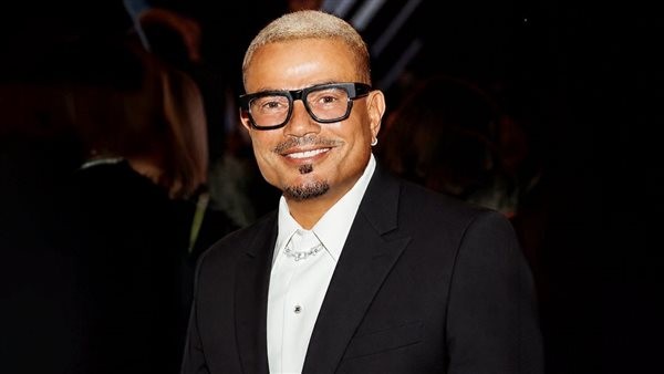 تغيير مفاجئ.. عمرو دياب يحول مشروع قصة حياته من مسلسل إلى فيلم سينمائي