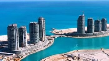 جهاز العلمين الجديدة ينتهي من تسليم 2500 وحدة سكنية بالأبراج.. محمد خلف الله يعلن الانتهاء من تنفيذ مركز المؤتمرات والمعارض الدولي خلال أيام.. ويؤكد: نستعد لاستقبال قمة المال والأعمال وقمة الاتحاد الأفريقي