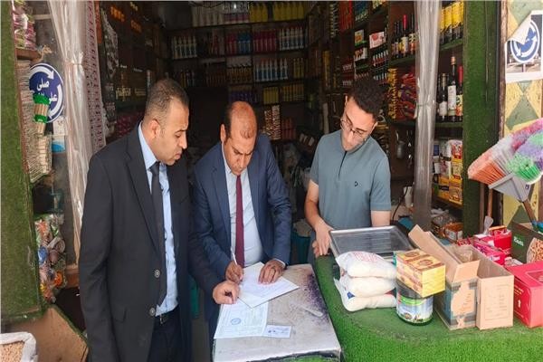 حماية المستهلك: ضبط 33 قضية تلاعب بالأسعار وتداول سلع منتهية الصلاحية ومجهولة