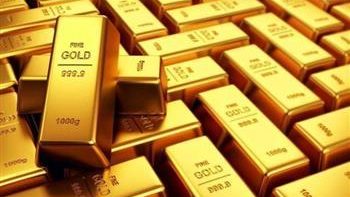خبراء: صناديق الذهب المتداولة تواجه خطر سحوبات جديدة مع تصاعد رهانات رفع الفائدة
