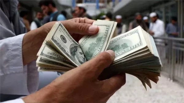 سعر الدولار مقابل الجنيه في ختام تعاملات اليوم الأحد 28-6-2026