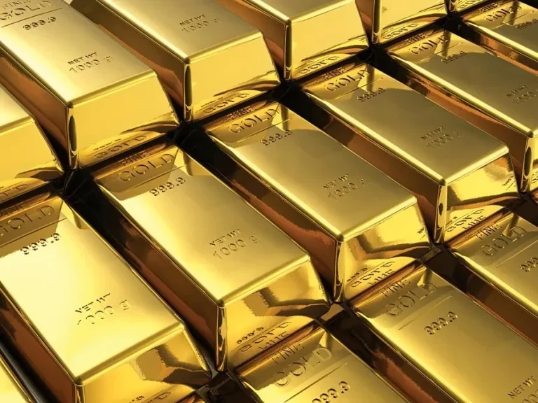 سعر الذهب العالمي يغلق منخفضا.. والخسائر الأسبوعية 4.3% -جريدة المال