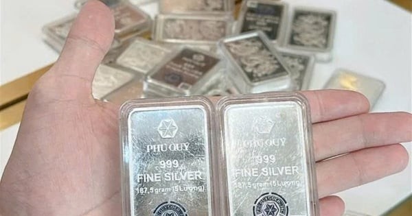سعر الفضة اليوم، 21 يونيو 2026: متقلب، في انتظار زخم جديد.