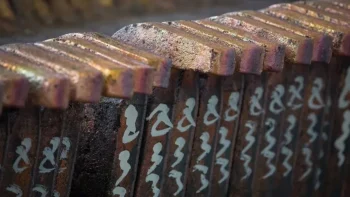 سعر النحاس ينحدر عن مستوياته القياسية وسط تطورات حرب إيران