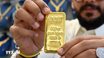 شهدت أسعار الذهب في السوق العالمية انخفاضاً للأسبوع الرابع على التوالي.