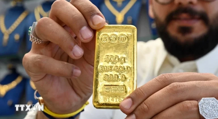 شهدت أسعار الذهب في السوق العالمية انخفاضاً للأسبوع الرابع على التوالي.