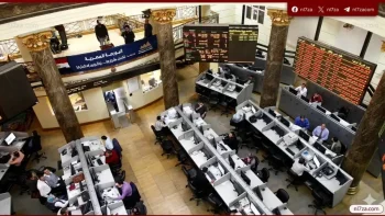 ضغوط الأسهم القيادية تهبط بالمؤشر الرئيسي للبورصة وتفقد السوق 17 مليار جنيه