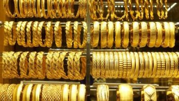 عيار 21 يودع الـ6000 جنيه.. سعر الذهب يواصل التراجع بمعدلات كبيرة