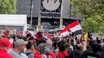 الجماهير المصرية تحتفل في شوارع سياتل قبل مواجهة إيران بكأس العالم 2026