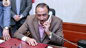 محافظ سوهاج يهنئ الأول على مستوى الشهادة الإعدادية هاتفيًا ويشيد بتفوقهم