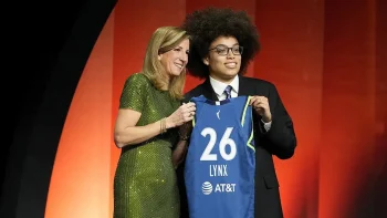 يواجه دفاع Wings اختبارًا كبيرًا ضد Lynx صاحب الدرجات العالية في مباراة رئيسية للموسم العادي لـ WNBA