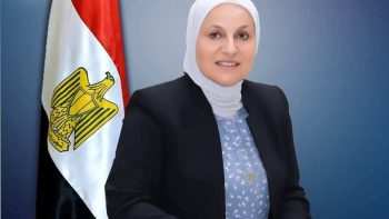 مديرة التعليم بالقاهرة تشدد على متابعة أعمال النقل والتحويل بين المدارس