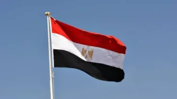 مصر تدين الاعتداءات الإيرانية على الإمارات وقطر والكويت والبحرين وتعرب عن تضامنها الكامل معها