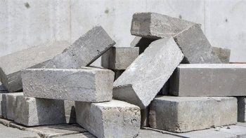 أسعار الطوب الأسمنتي في سوق مواد البناء اليوم السبت