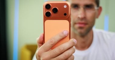 آبل تراجع إنتاج iPhone 17 بسبب ارتفاع تكاليف المكونات ونقص الذاكرة