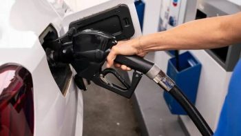أسعار الديزل في أمريكا تتجاوز 5 دولارات للجالون مجدداً