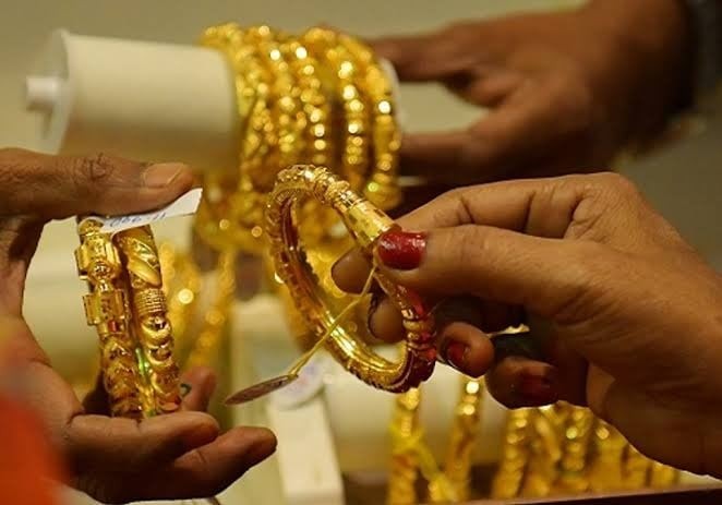 أسعار الذهب اليوم، 11 يوليو: انخفاض للأسبوع الثاني على التوالي، مخاوف السوق بشأن رفع سعر الفائدة من قبل الاحتياطي الفيدرالي.