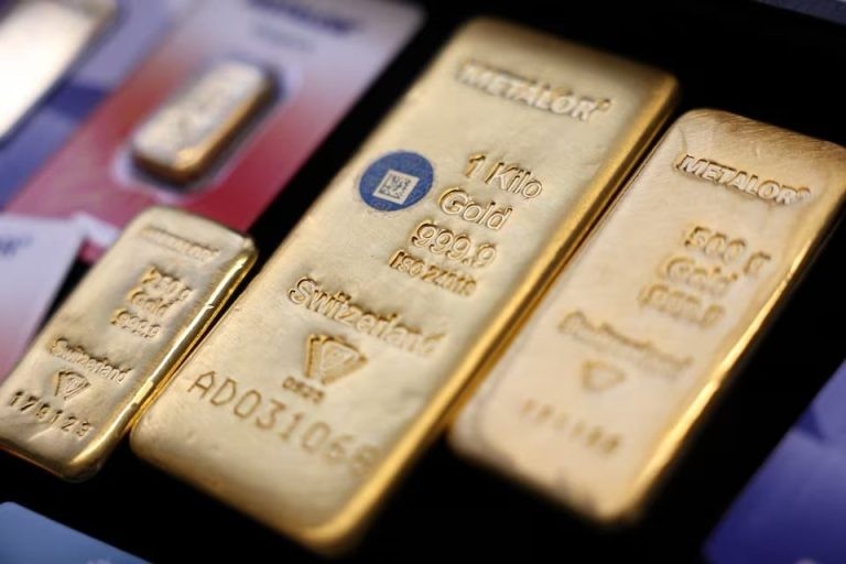أسعار الذهب اليوم، 21 يوليو: انخفاض طفيف، تقترب من مستوى 4000 دولار.