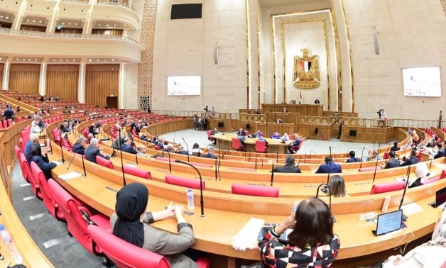 الحكومة لـ"النواب": 300 ألف طن مخزون أسمدة بالجمعيات ومراجعة أسعار التوريد.. تشديد الرقابة لمنع السوق السوداء.. التموين تعلن سداد 11.3 مليار جنيه للمزارعين.. وتوصيات عاجلة من زراعة مجلس النواب لحل الأزمة