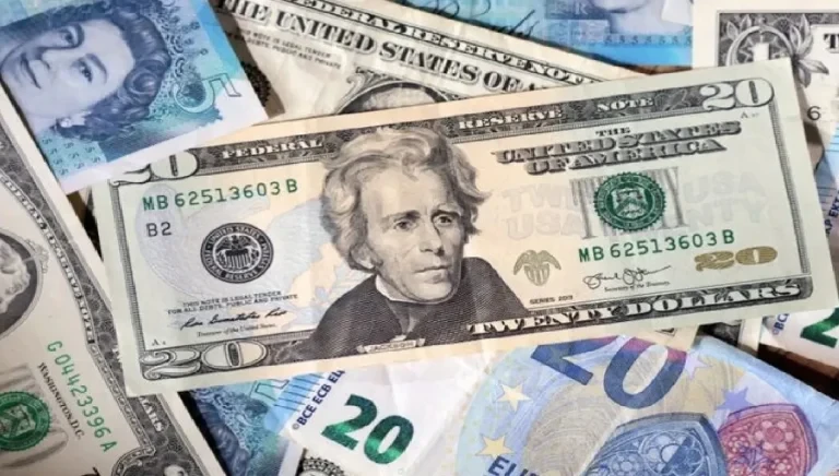 الدولار يدافع عن مستوياته مع صعود أسعار النفط بسبب التوتر في الخليج
