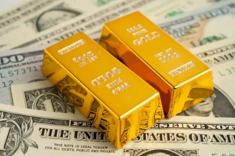 الذهب يفقد بريقه مع تصاعد التوترات وتجدد رهانات رفع الفائدة