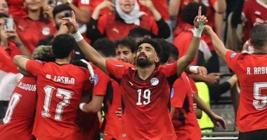 القناة المفتوحة الناقلة لمباراة مصر وأستراليا فى كأس العالم.. الموعد والتردد