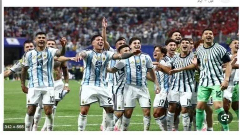 الموعد والقنوات الناقلة لمباراة الأرجنتين وإسبانيا.. اضبط التردد الصحيح