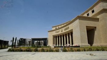 ثبات أسعار الفائدة على الإيداع والإقراض في البنوك يدعم الصناعة