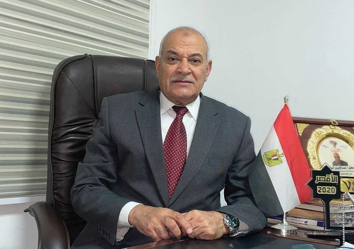 رئيس شعبة الدواجن: فجوة السعر بين المزرعة والمستهلك غير مبررة والوسطاء سبب الزيادة