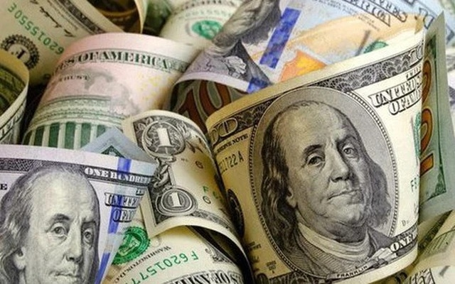 سعر صرف الدولار الأمريكي اليوم (4 يوليو): يستمر الدولار الأمريكي في الانخفاض.